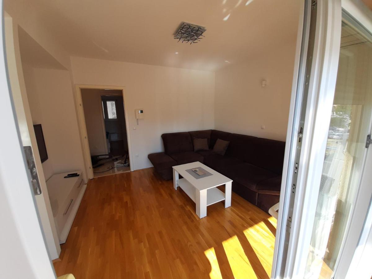 Apartman U Centru Makarske Makarska Buitenkant foto